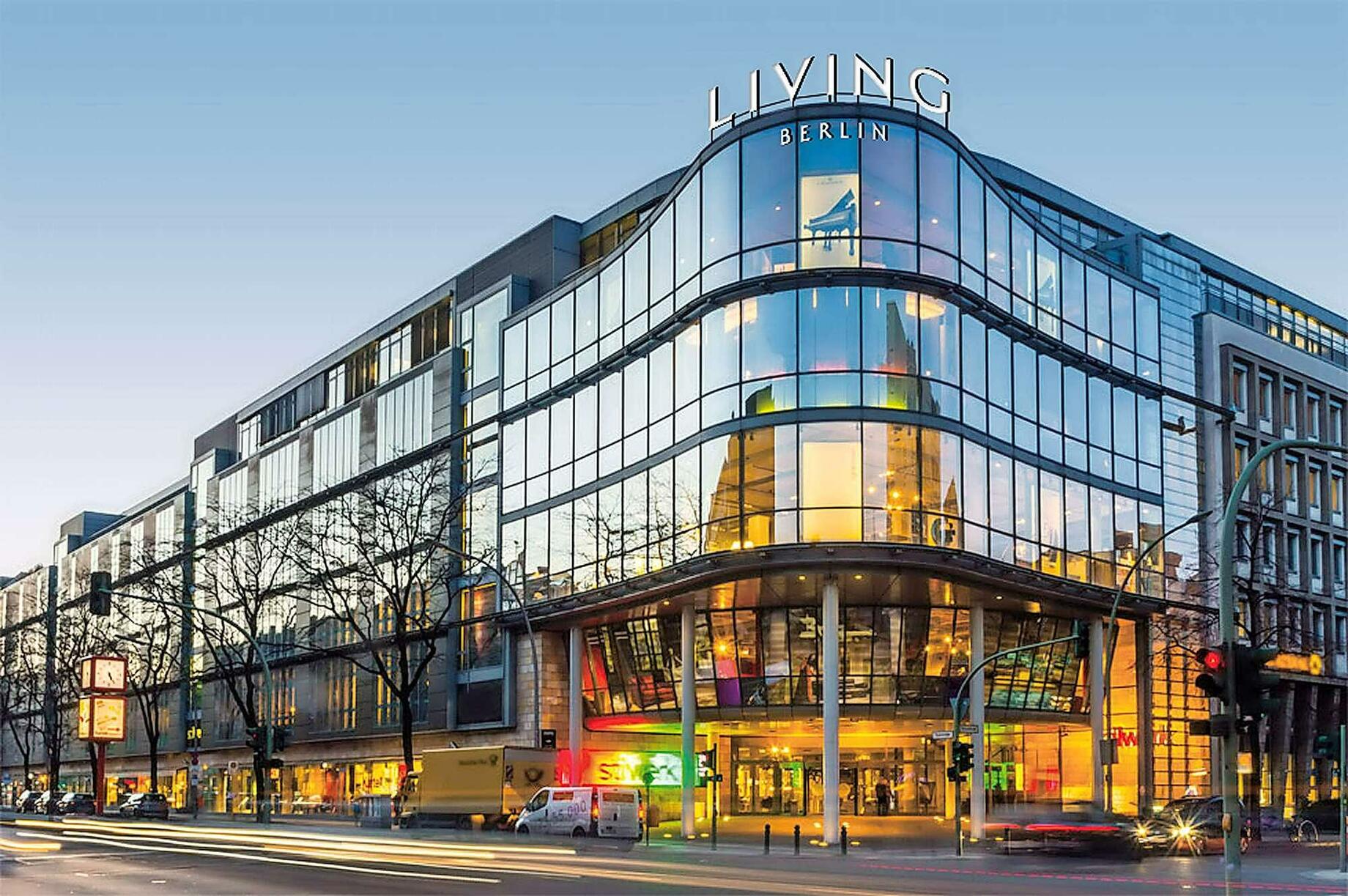 Kerana im Living Berlin Fliesenausstellung